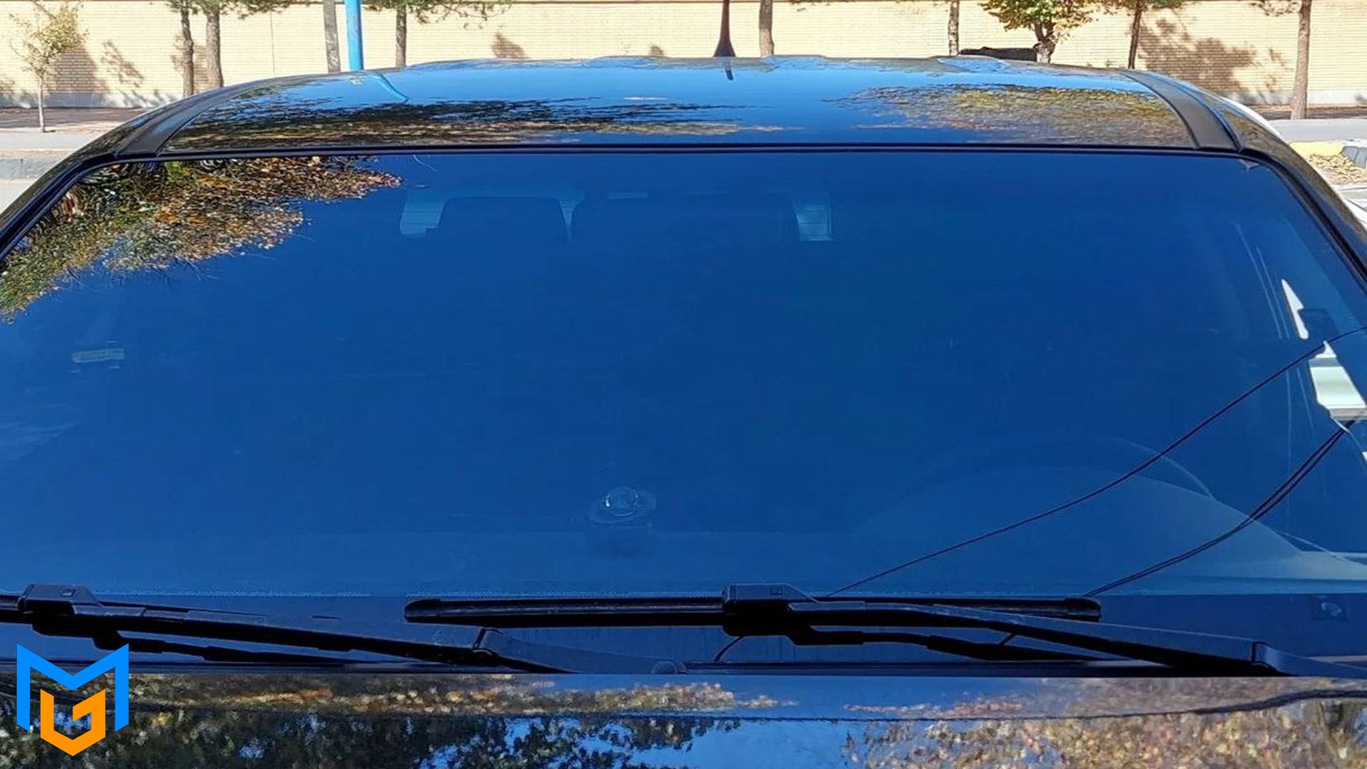 شیشه جلو سولار