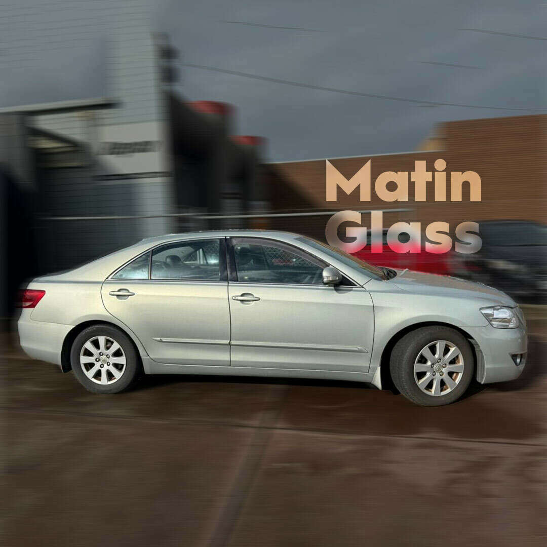 عکس_تویوتا_ٱریون_2008_gl_شیشه_فابریک_2