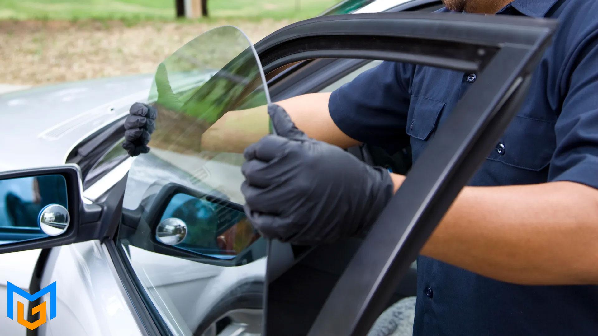 نصب شیشه خودرو